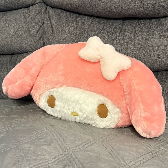 Fuzzy My Melody Pillow (Large) - Picture 4 of 5